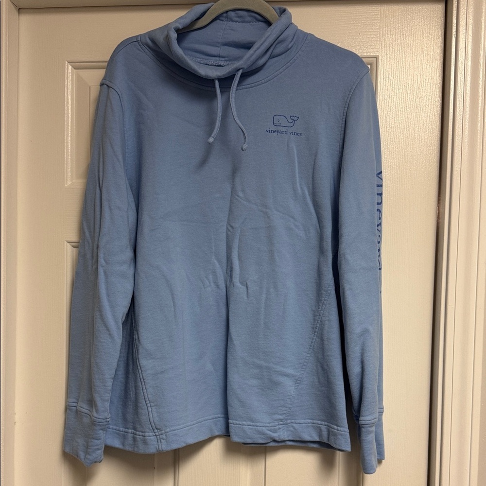 EUC Women’s Vineyard Vines Cowl Neck Sweatshirt, Size L